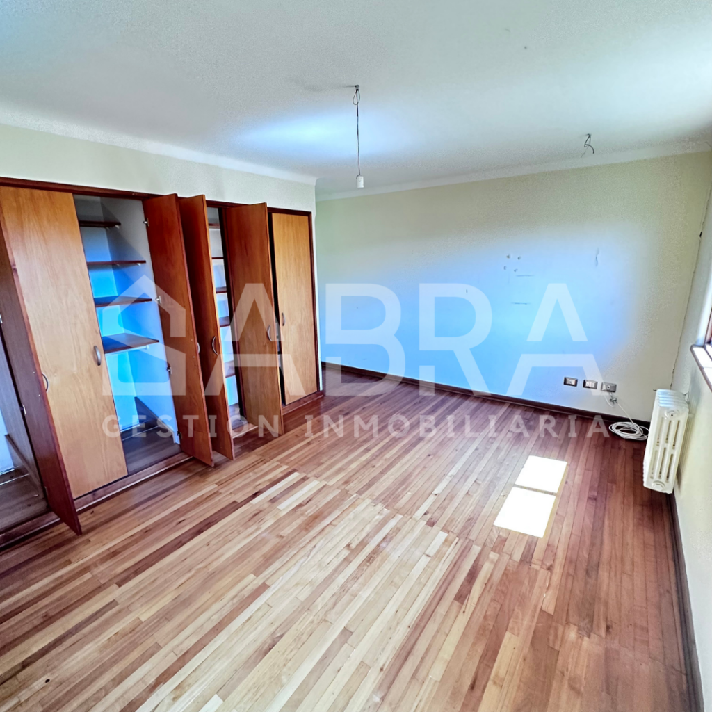 Venta Amplia casa en Barrio Universitario Concepción