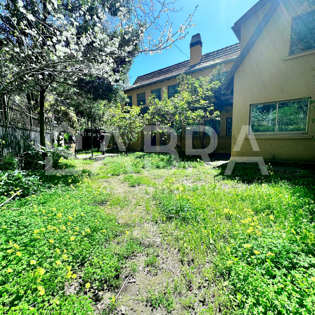 Venta Amplia casa en Barrio Universitario Concepción