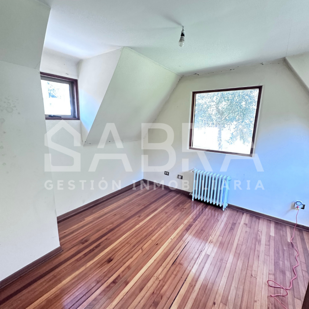 Venta Amplia casa en Barrio Universitario Concepción